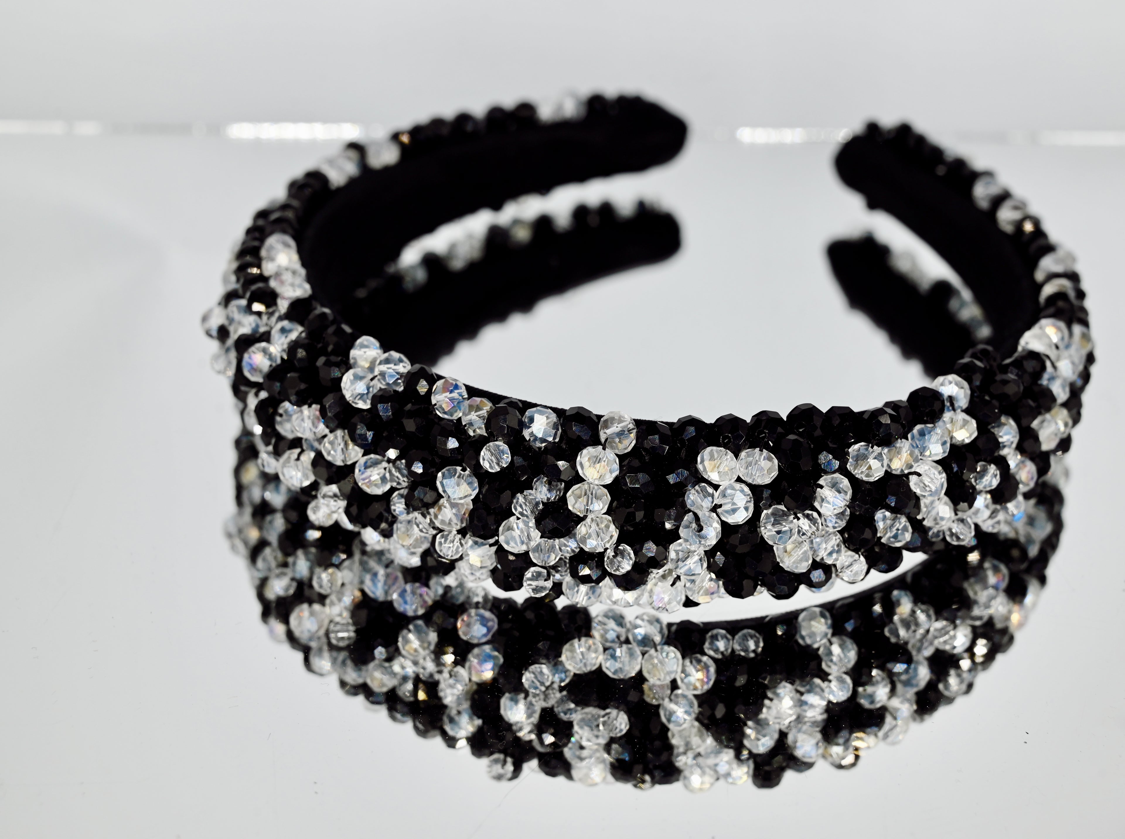 Black white headband