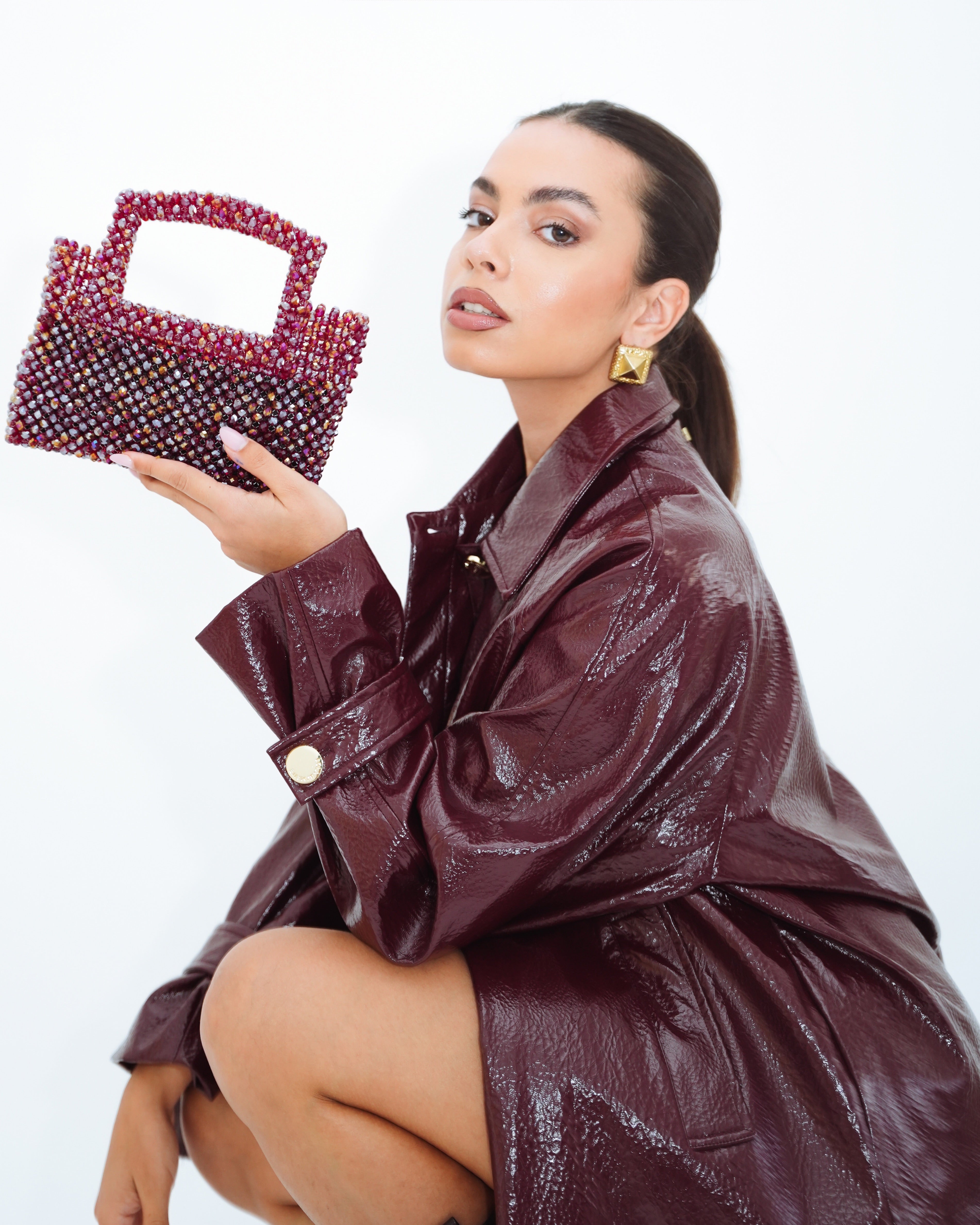 Τετράγωνη τσάντα από κρύσταλλο Μπορντό με μπορντό σχέδιο